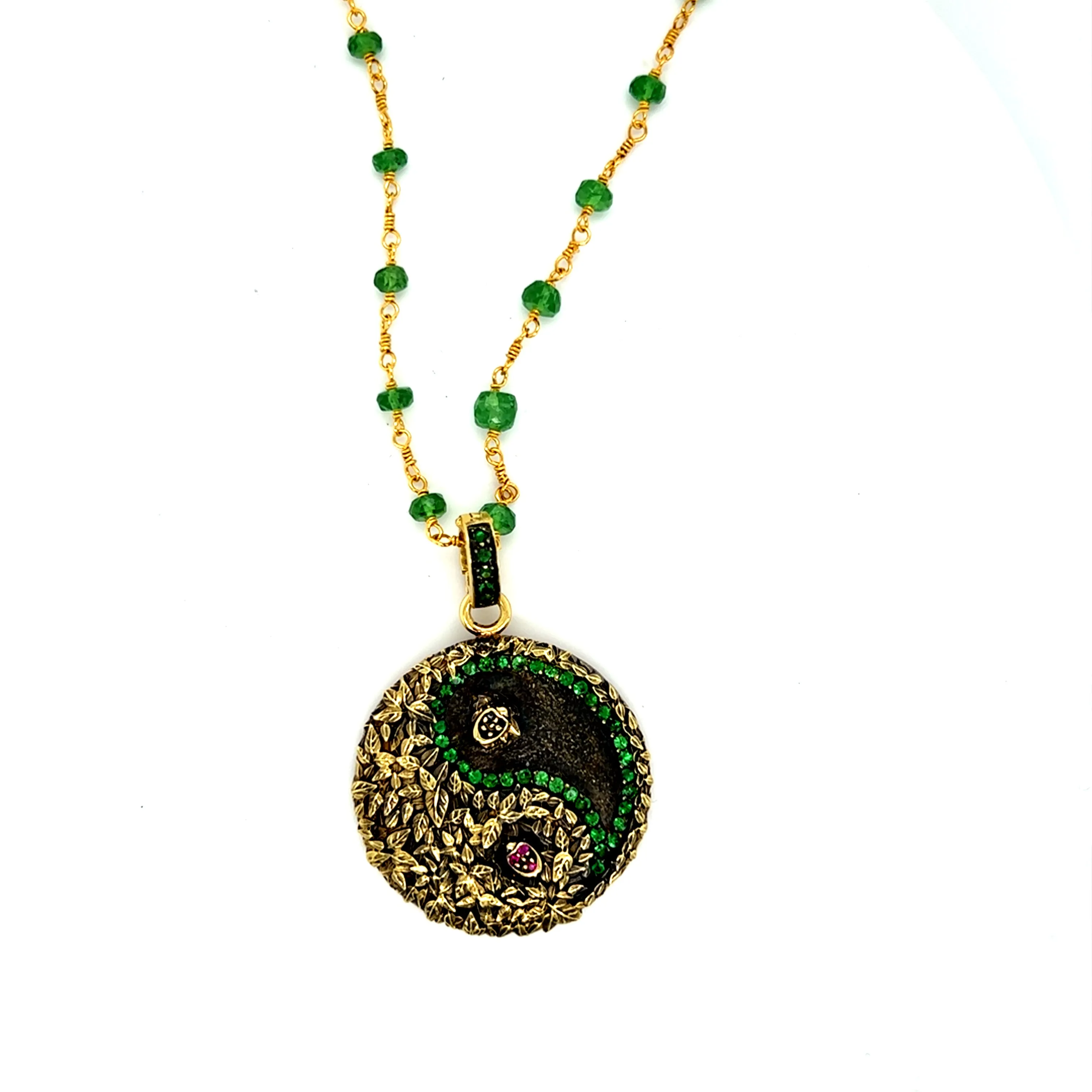 18kt Green Gold Earth Yin Yang Charm