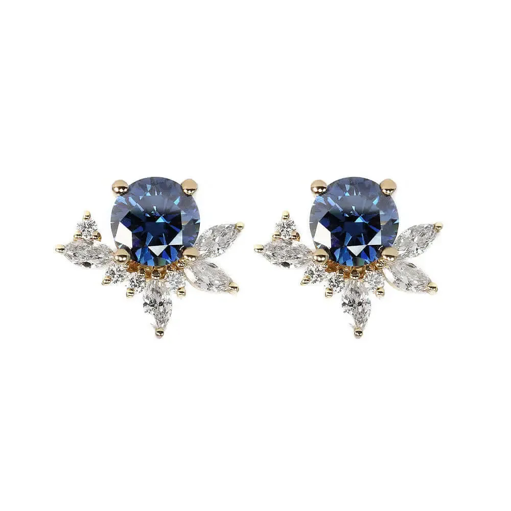 Delilah Blue Moissanite & Lab Grown Diamonds Si Dian Jin in 18K Gold