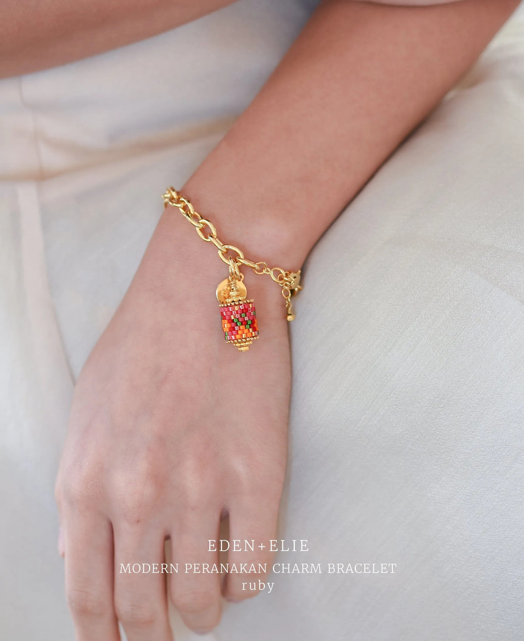 EDEN   ELIE Modern Peranakan gold charm bracelet - ruby