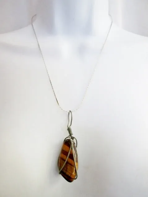 Genuine TIGER EYE STONE Pendant Necklace Collar Natural Crystal Wire Wrap Boho Rock