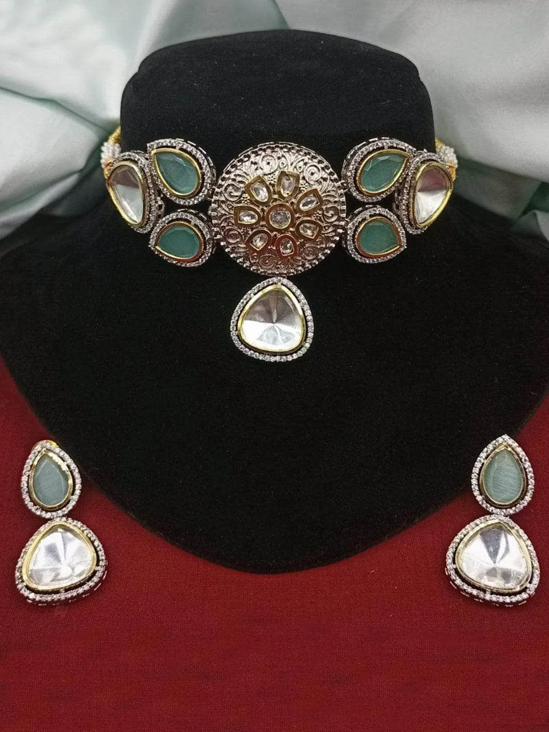 Kundan Stone Choker