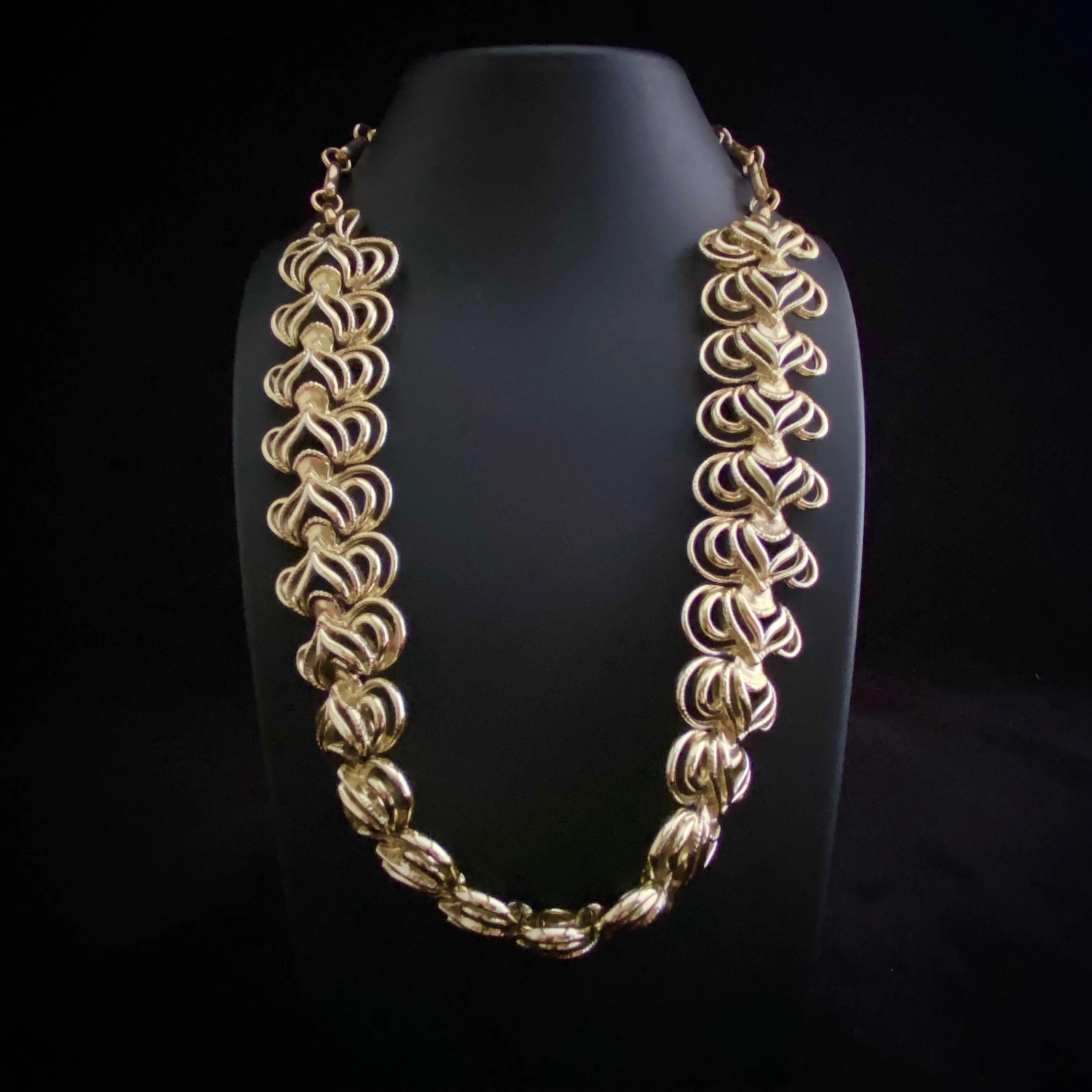 Late 50s/ Early 60s Coro Gold Necklace