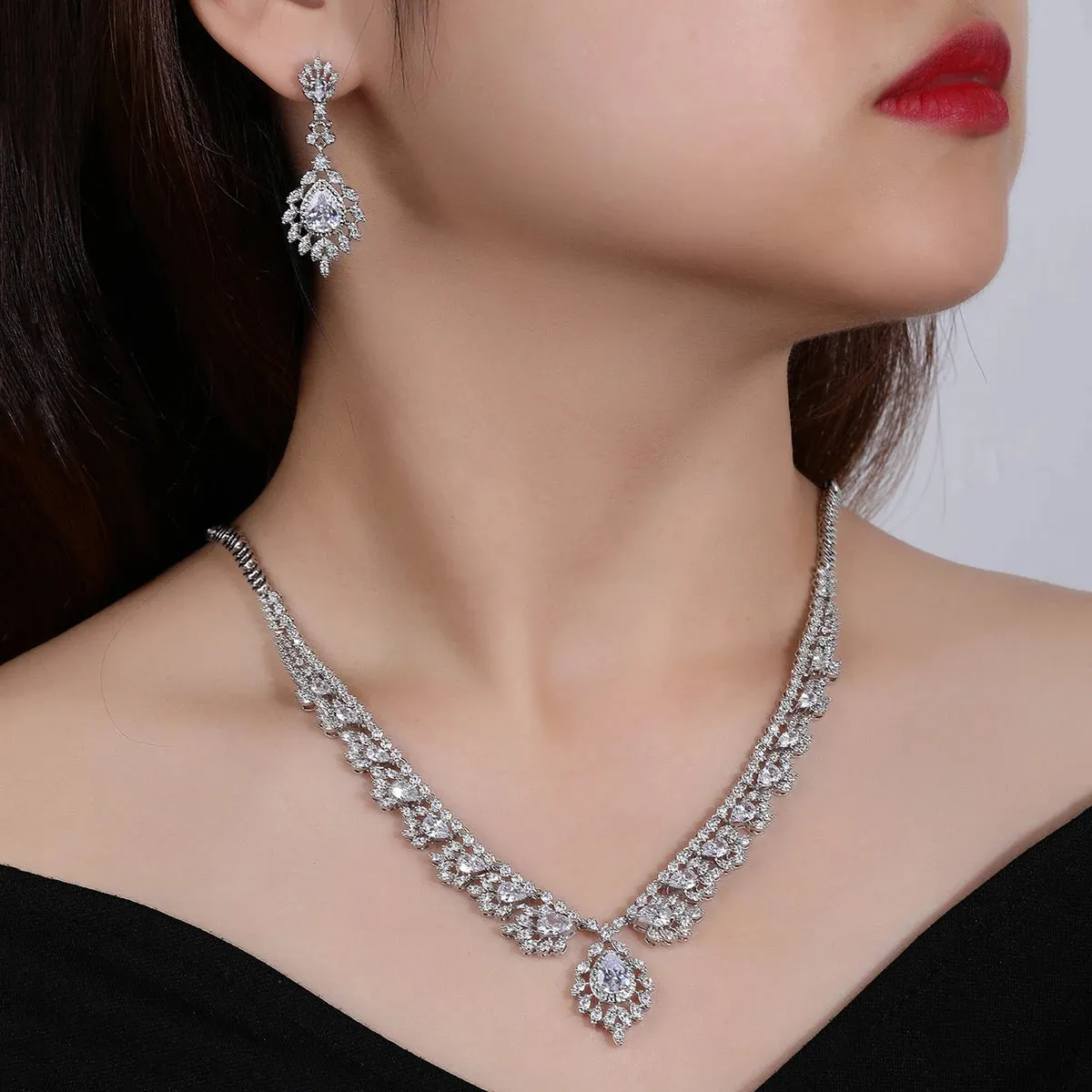 Luxury 4 Colors CZ Cubic Zircon Dangle Drop Wedding Bouquet Necklace and Earrings Sets Bridal Jewelry Dress Accessories CN10640