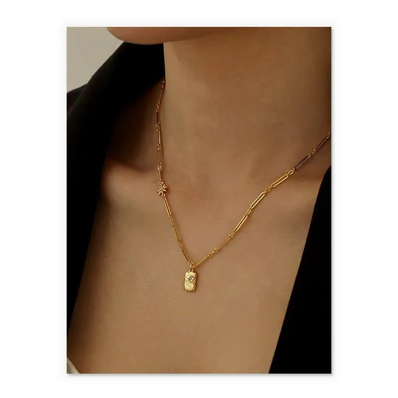 MAC073 Brass Plated 18K Real Gold Light Luxury Style Zircon Inlaid Square Pendant Necklace