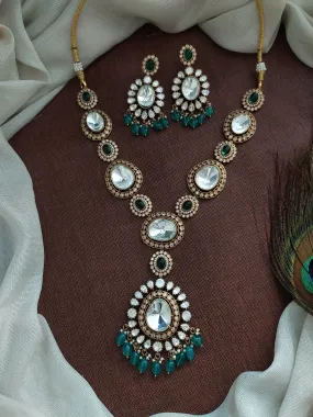 Mesmerizing Big Stones Victorian Necklace Sets