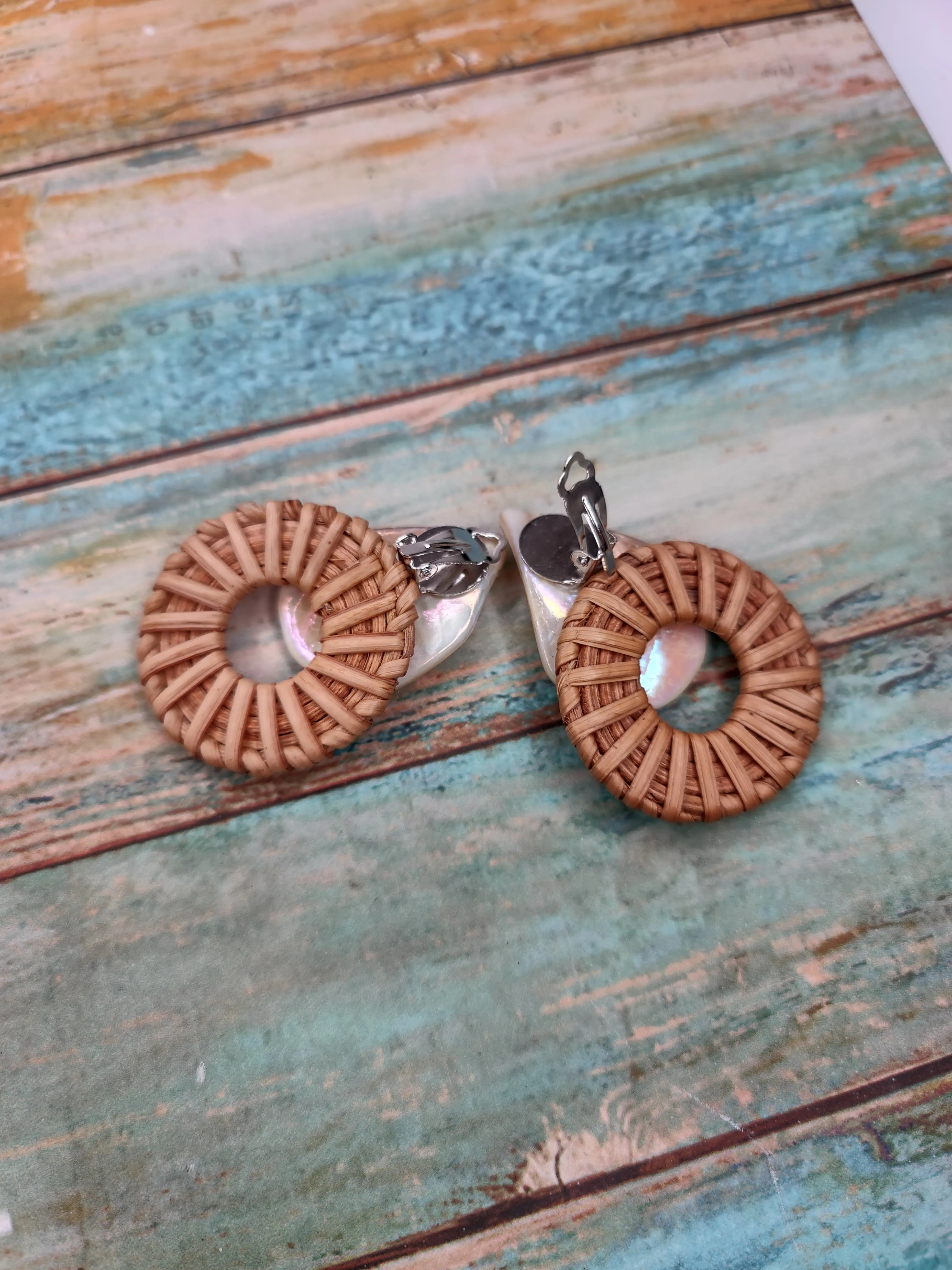 Rattan Earrings Shell Color CHOICE