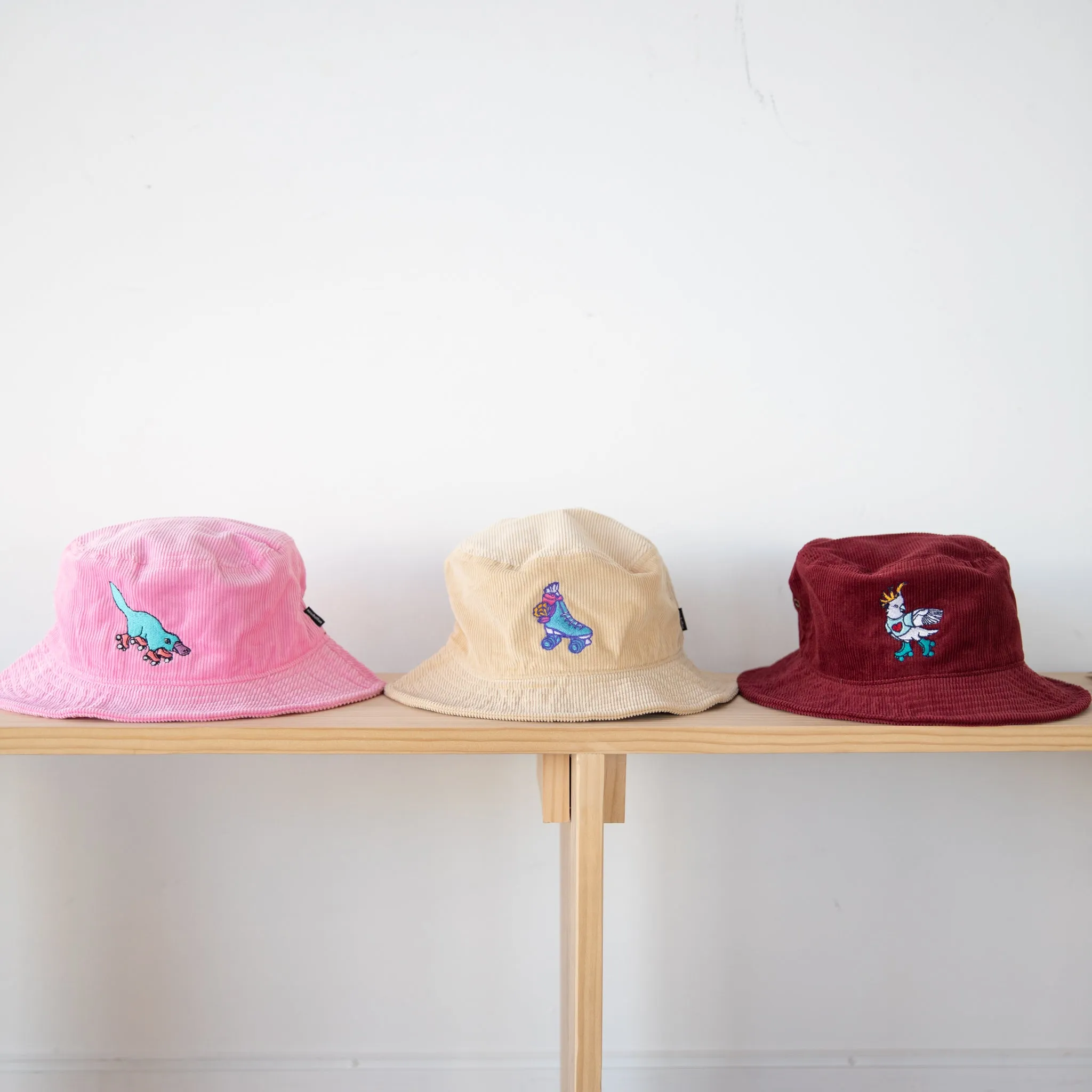 RollerFit - Bucket Hat - Sand Galah