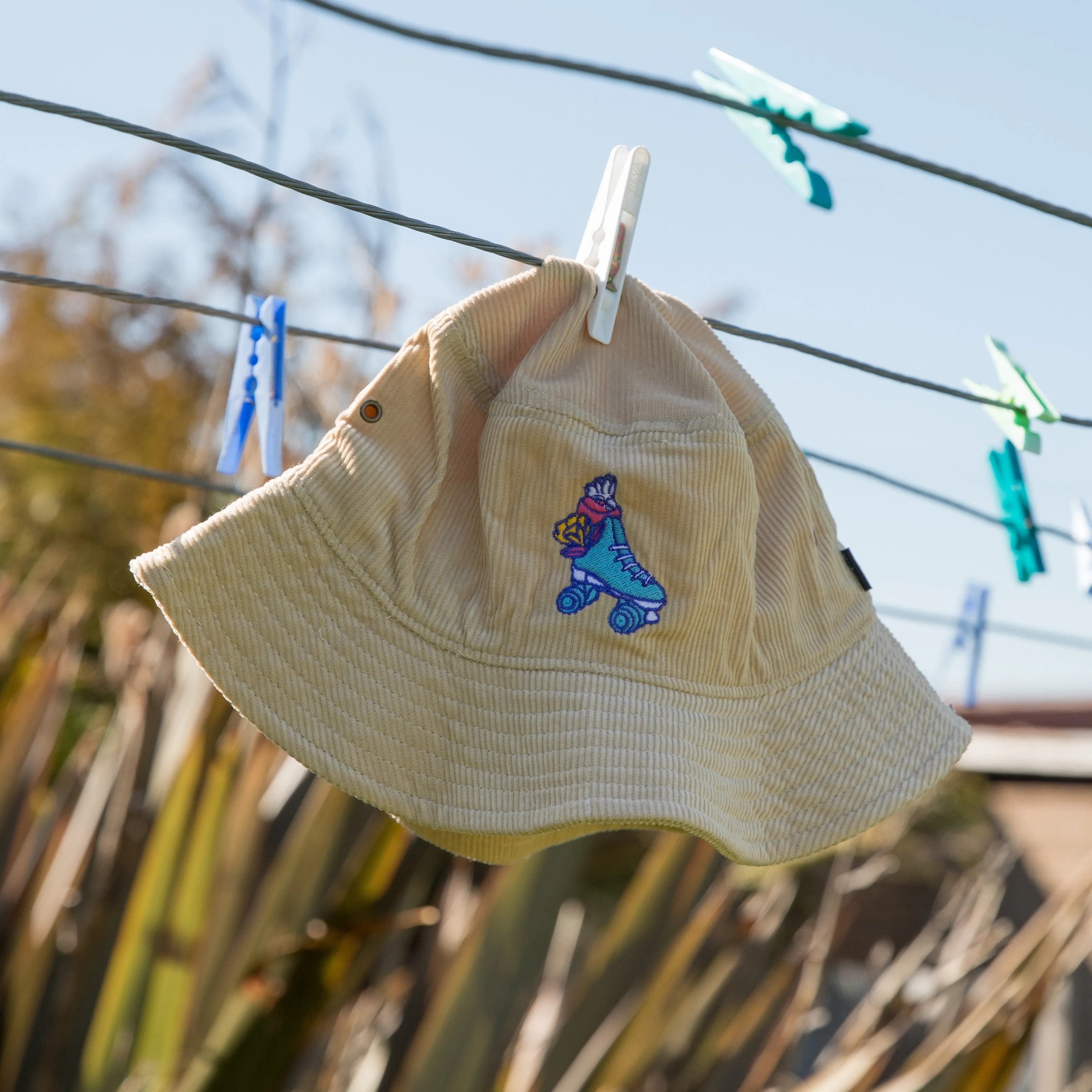 RollerFit - Bucket Hat - Sand Galah