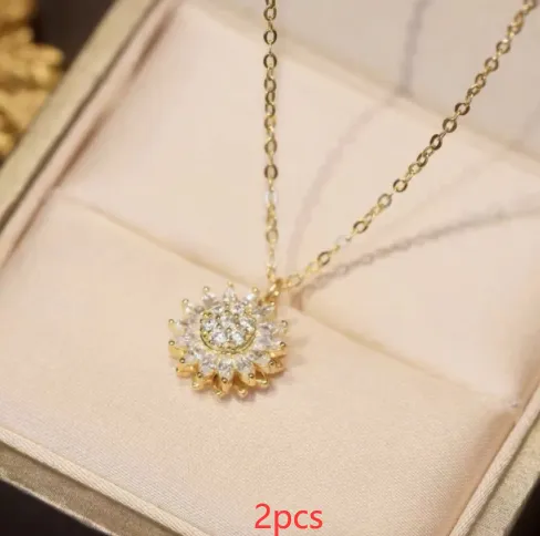 Rotatable Sunflower Necklace Full Of Diamonds