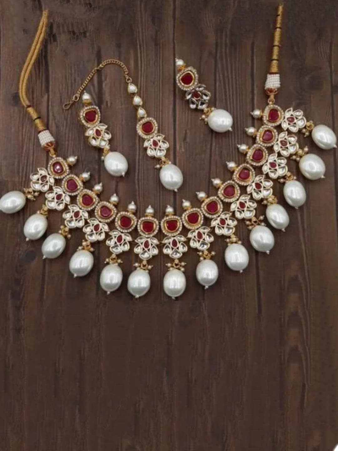 Stephanie Timmins In Ad Kundan Drop Pearls Necklace Set