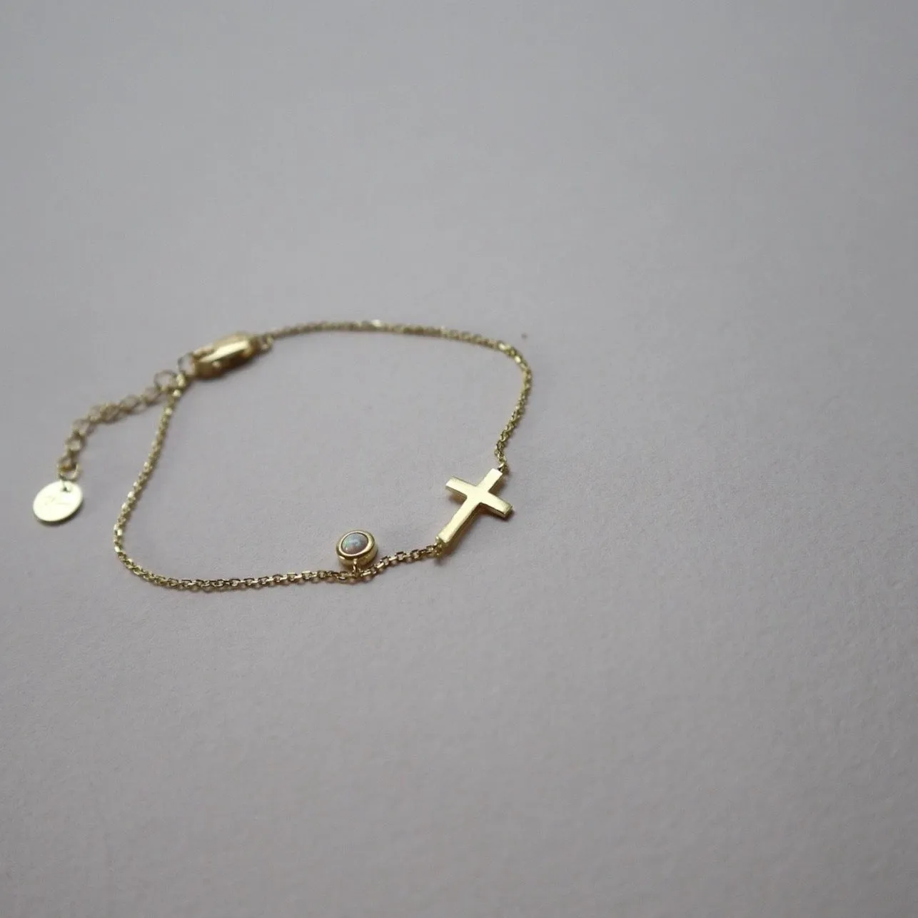 The Cross Chain Bracelet