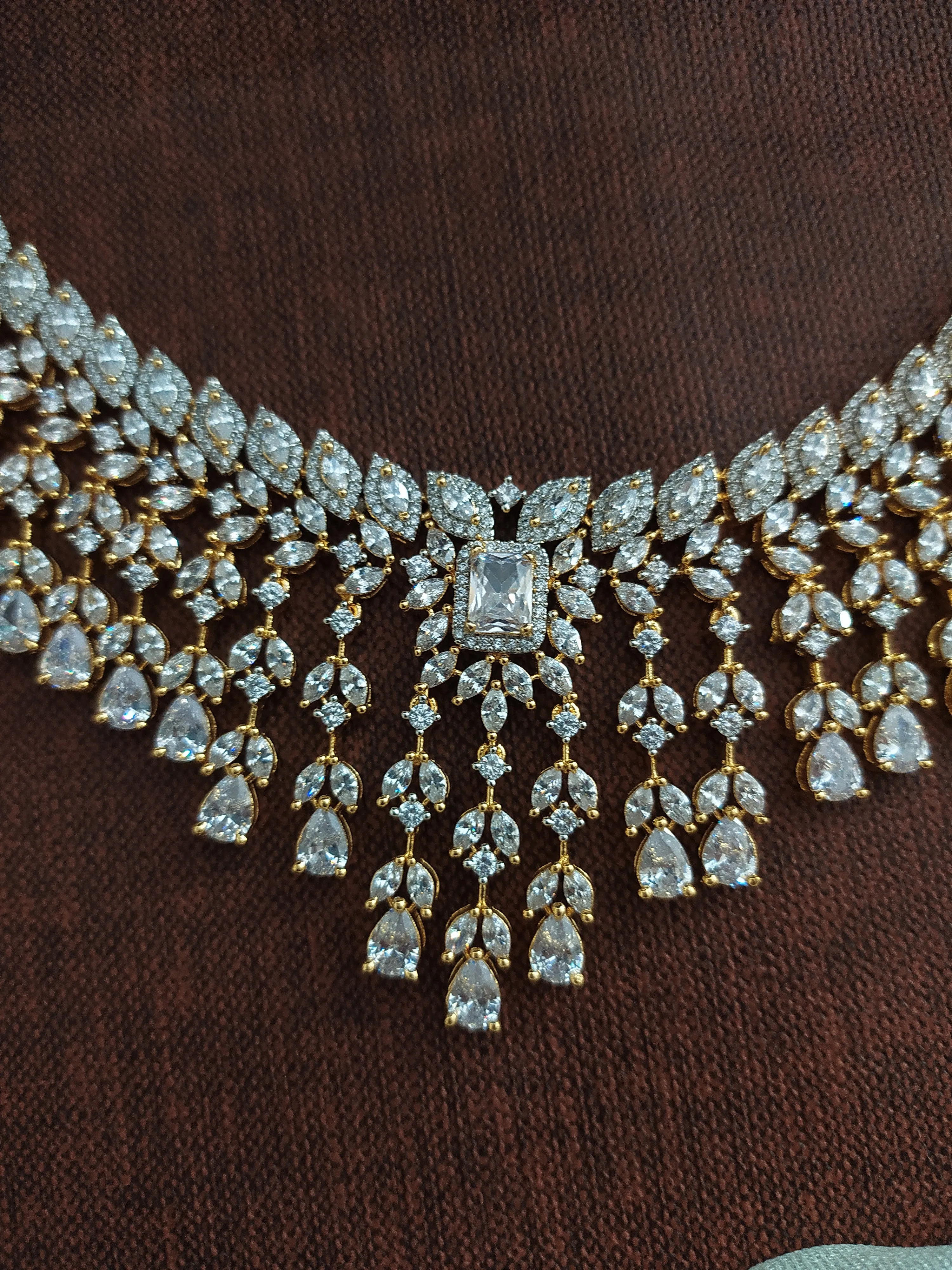 Three Tones of Enchantment the Astonishing Look Zircon Necklace Sets