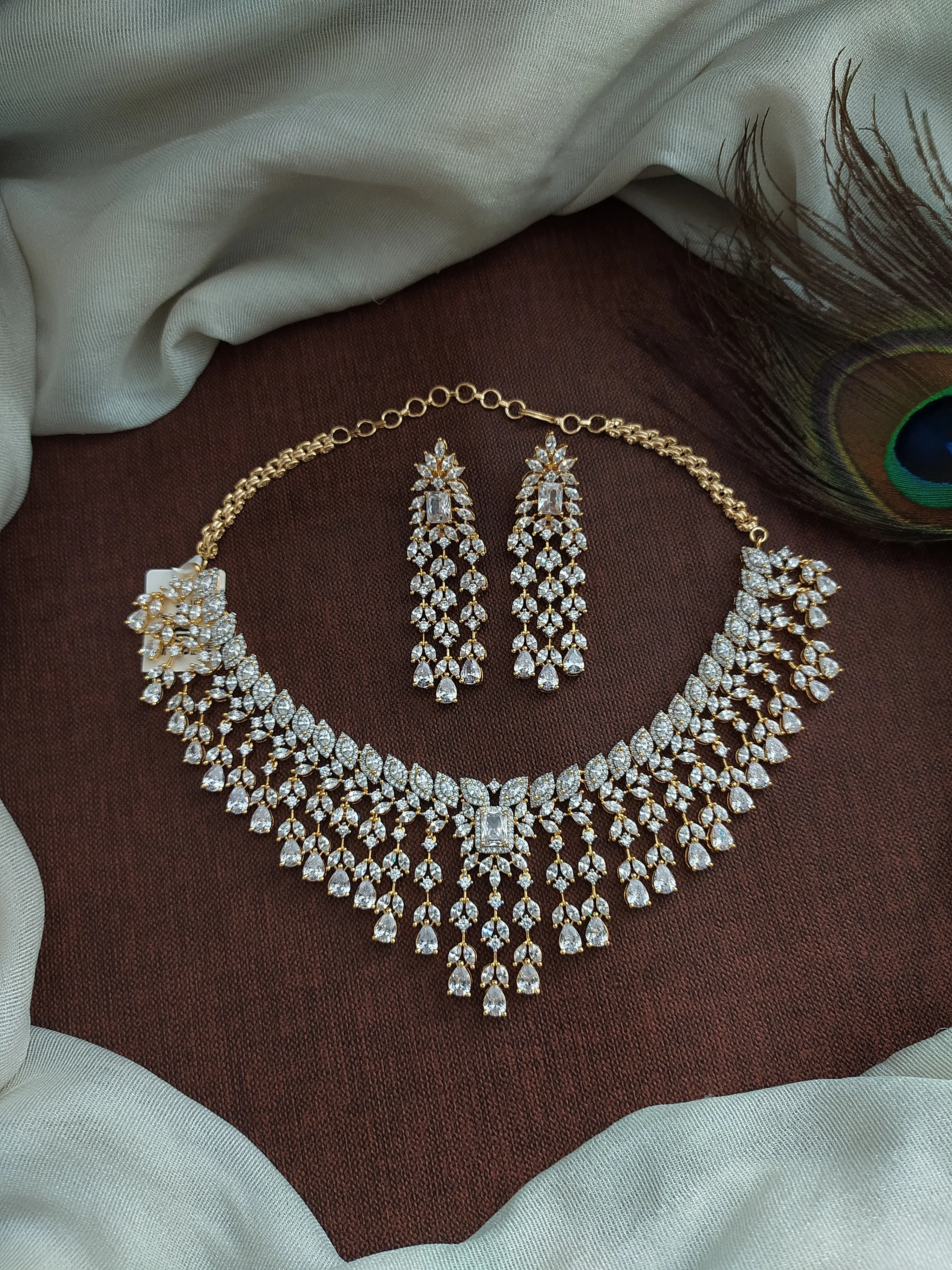 Three Tones of Enchantment the Astonishing Look Zircon Necklace Sets