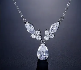 Water Drop Zirconia Crystal Pendant Necklaces for Elegant Women Fashion Bridal Jewelry