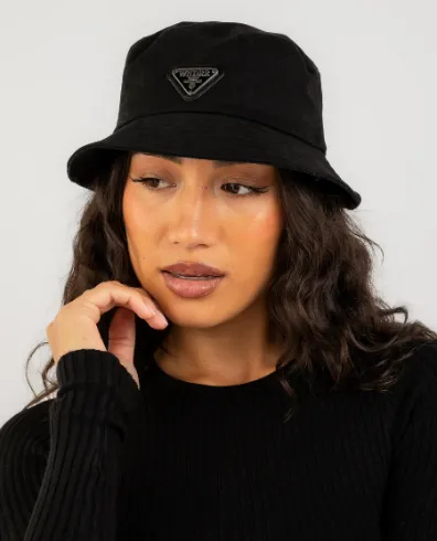 WNDRR Blade Bucket Hat